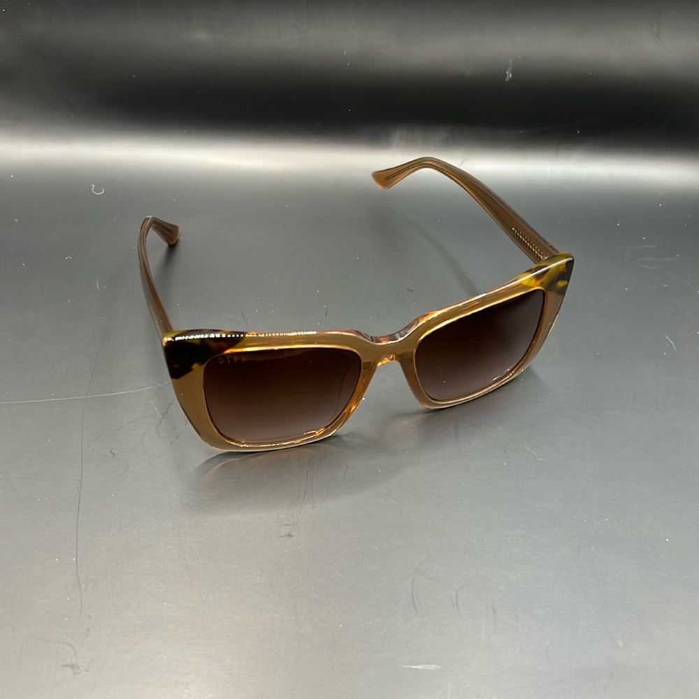 Diff Lizzy Polarized Sunglasses - image 1